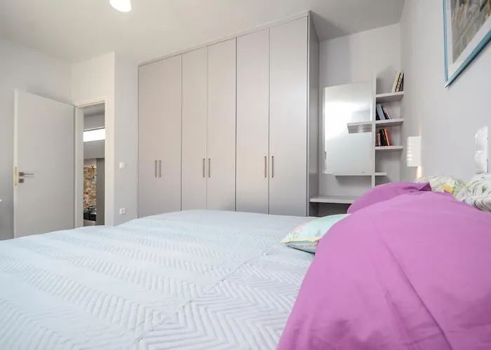 Sunshine 别墅 米科利维亚