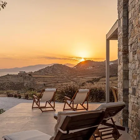 Sunshine Villa *