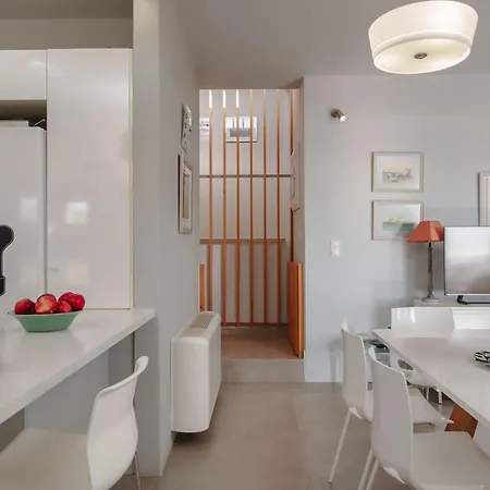 Sunshine Villa *
